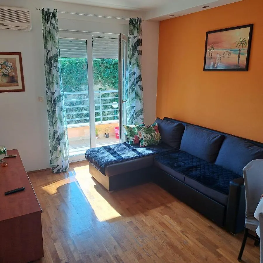 Apartment Arnir Сплит